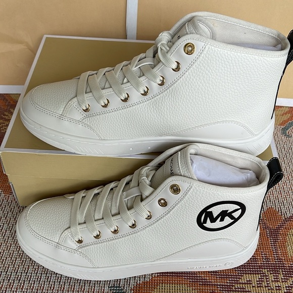 MICHAEL KORS SHEA MID HIGH TOP
FAUX LEATHER
49R4SHFE5L
BLACK
Fashion sneakers - Picture 3 of 16